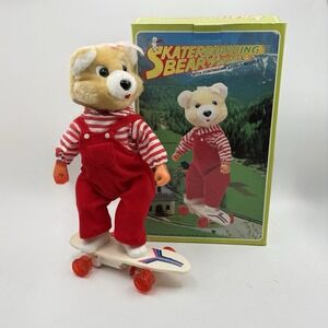 Vintage Battery Operated‎ Skating Bear with Continous Melody GF-600 Red READ***